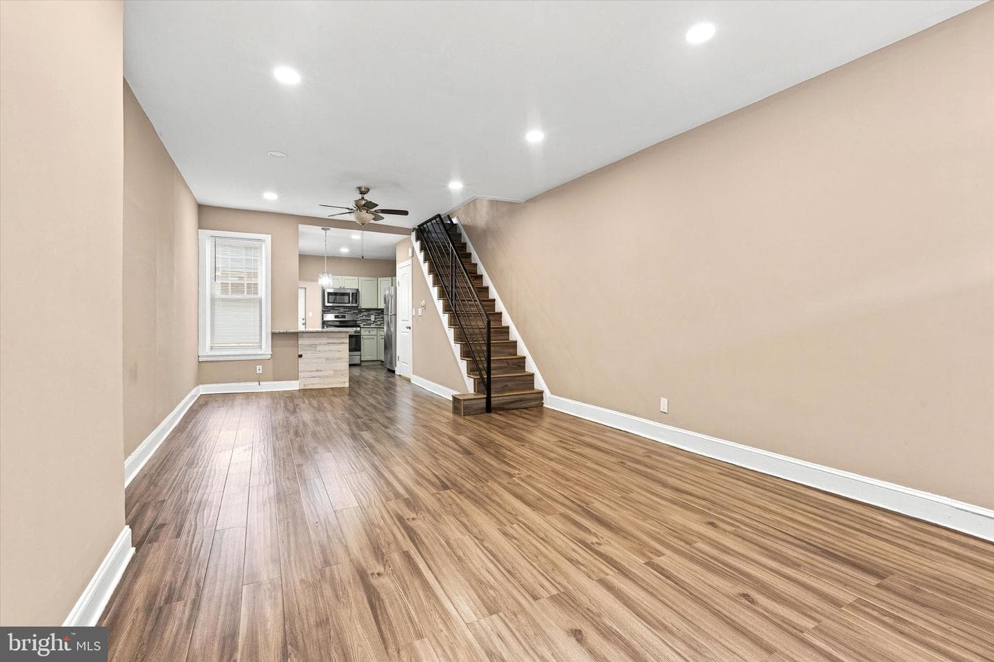 3474 Amber Street photo 6