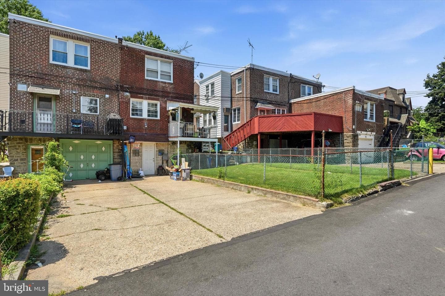 955 Allengrove Street photo 30