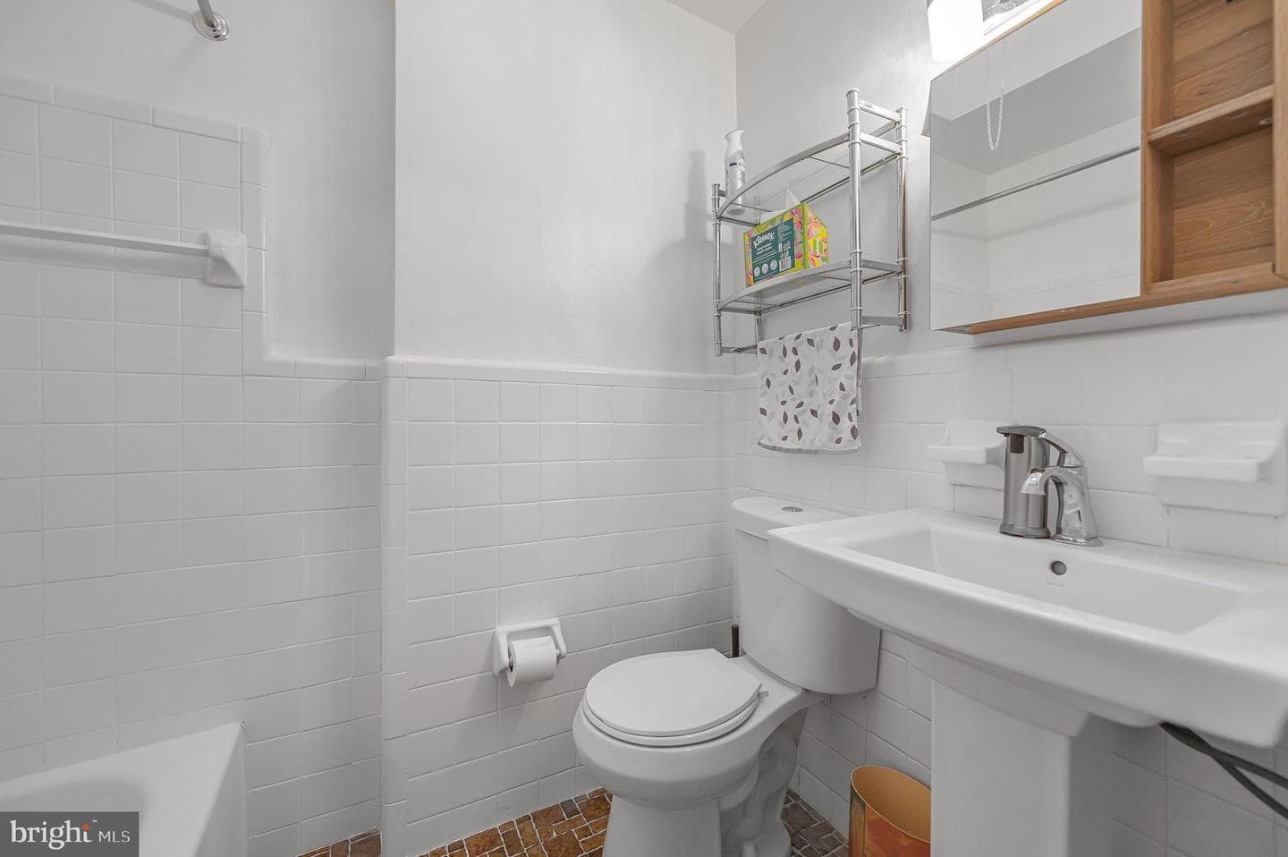 8504 Forrest Avenue photo 22