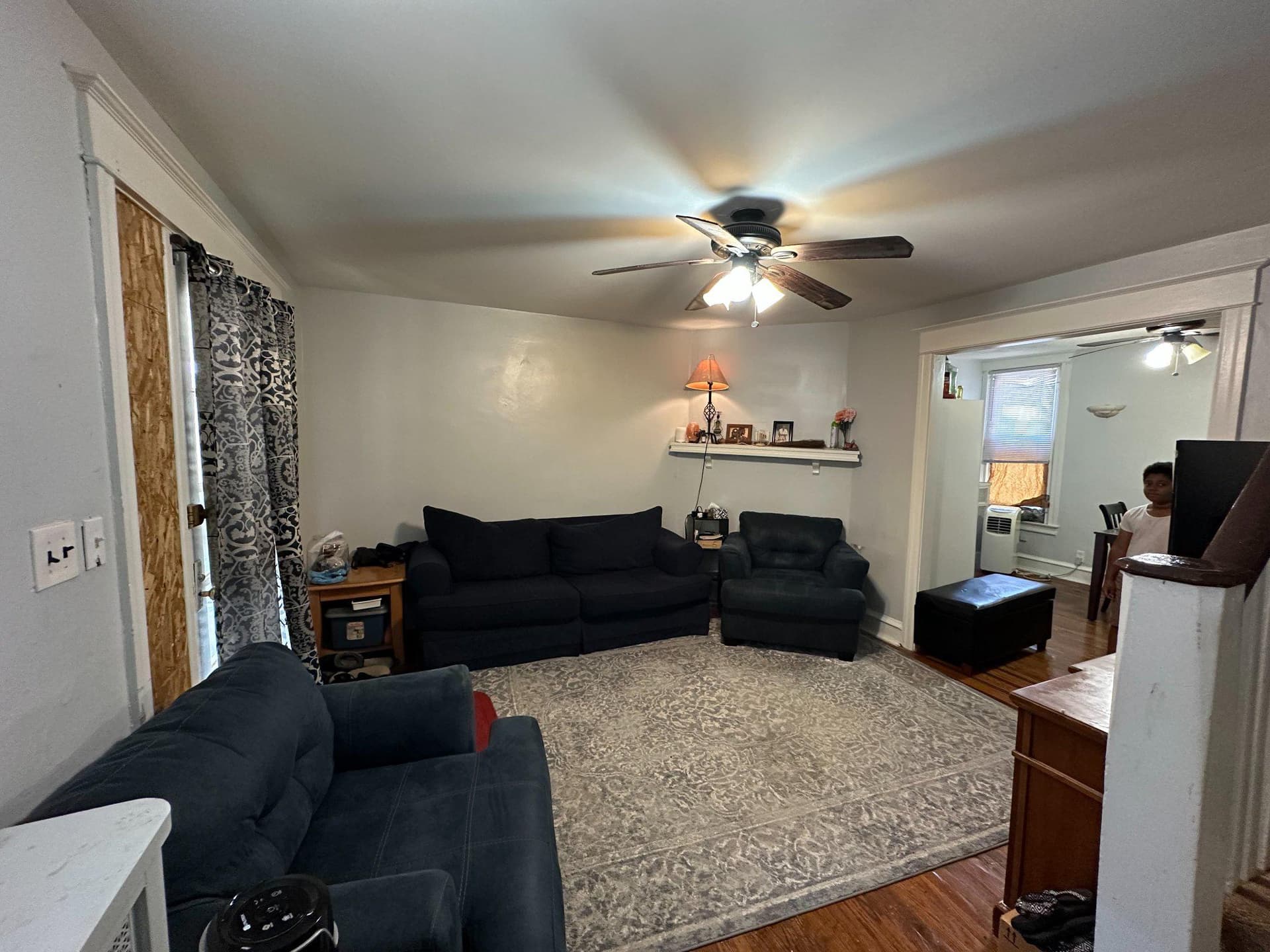 625 E Stafford Street photo 3