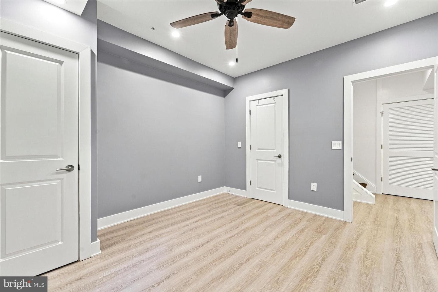 1647 E Eyre Street #1 photo 17