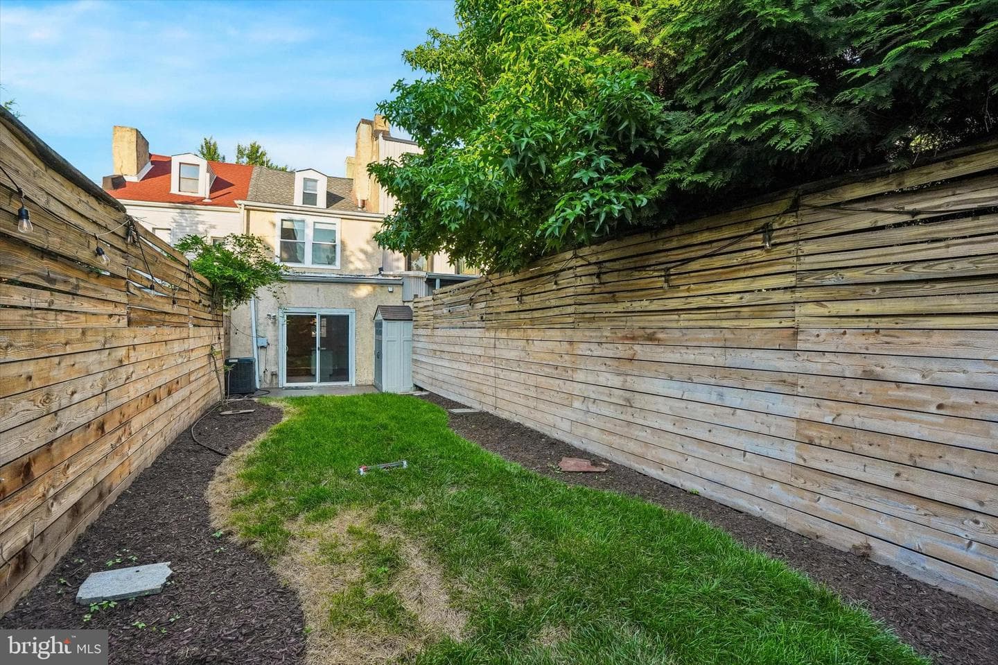 1232 Crease Street photo 12