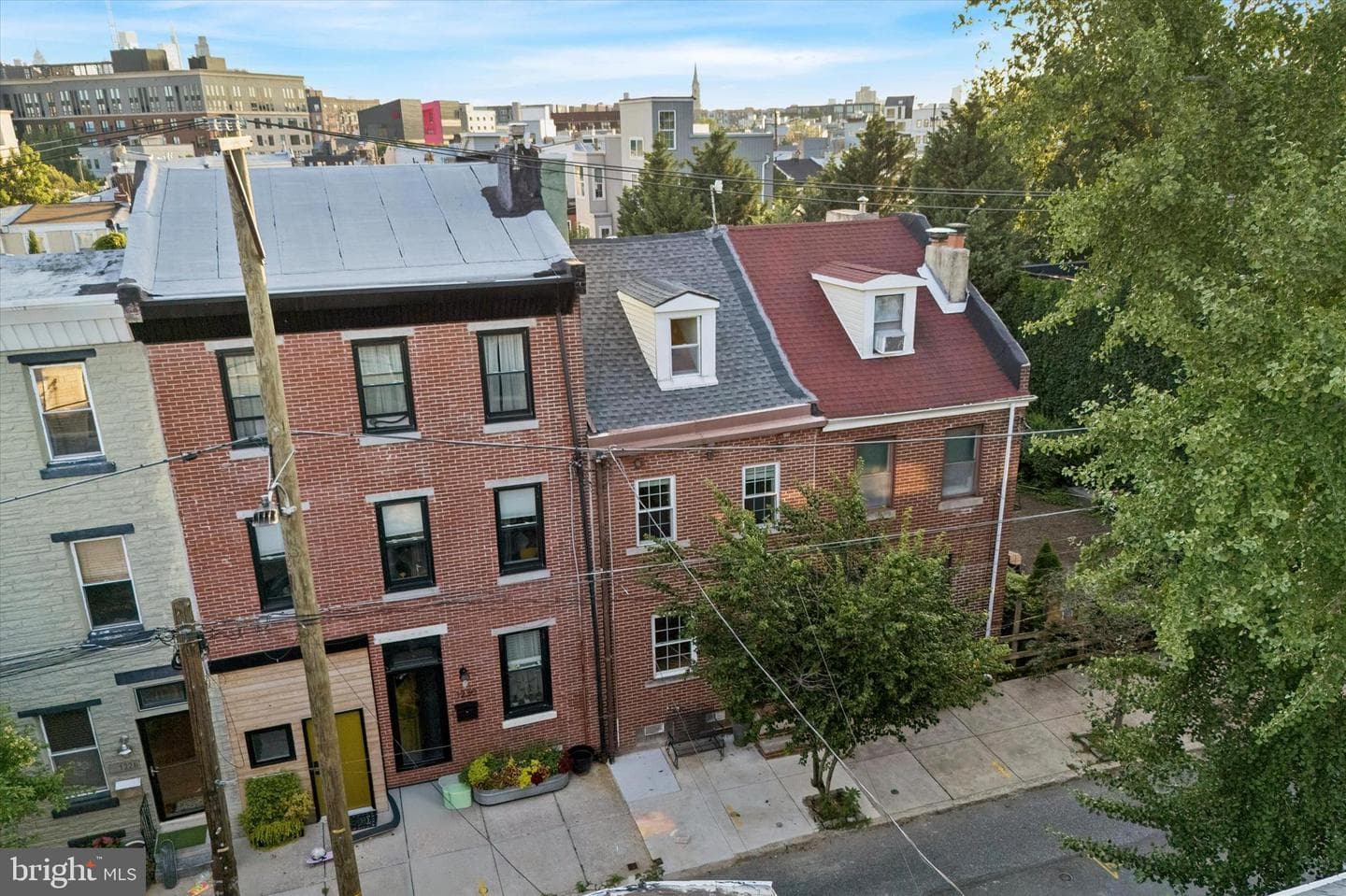 1232 Crease Street photo 39