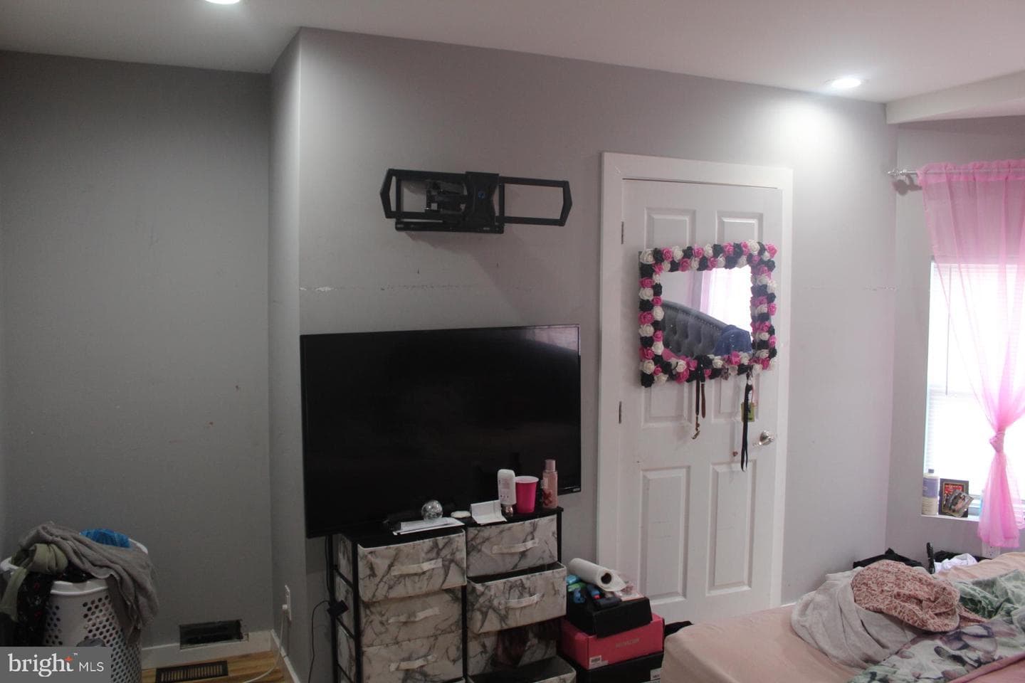 47 N Redfield Street photo 24