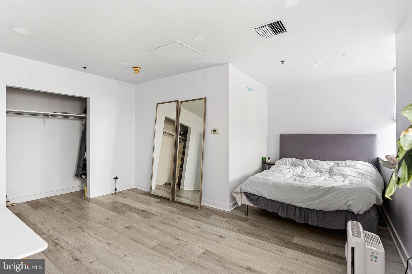1100 Vine Street #1402 photo 11