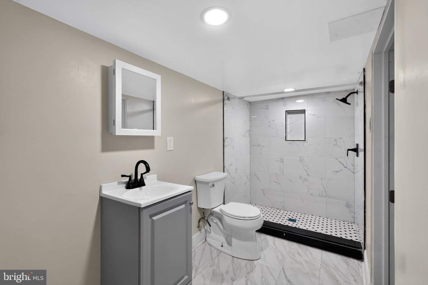 1467 N 60th Street photo 22