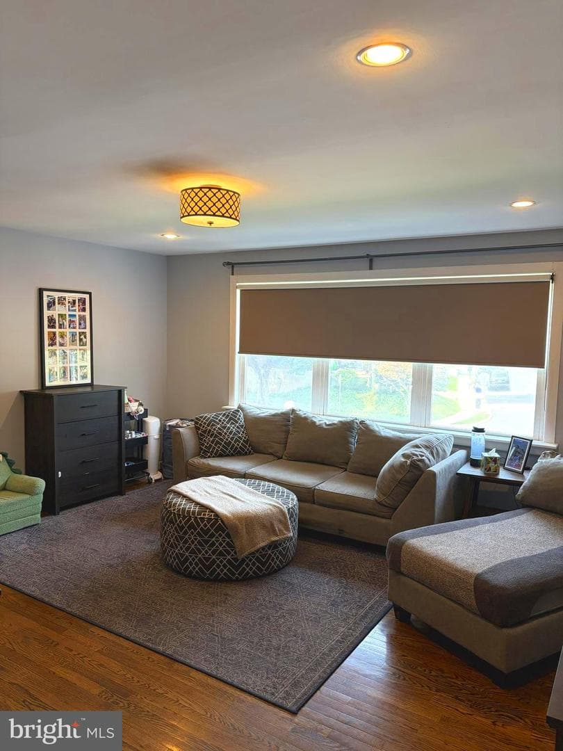 7240 Valley Avenue photo 6