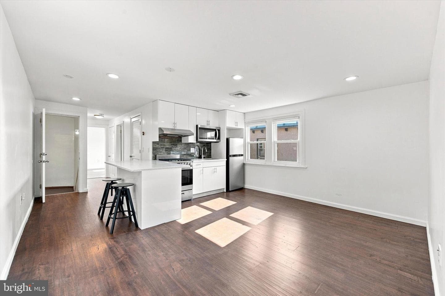 4518 Walnut Street photo 12