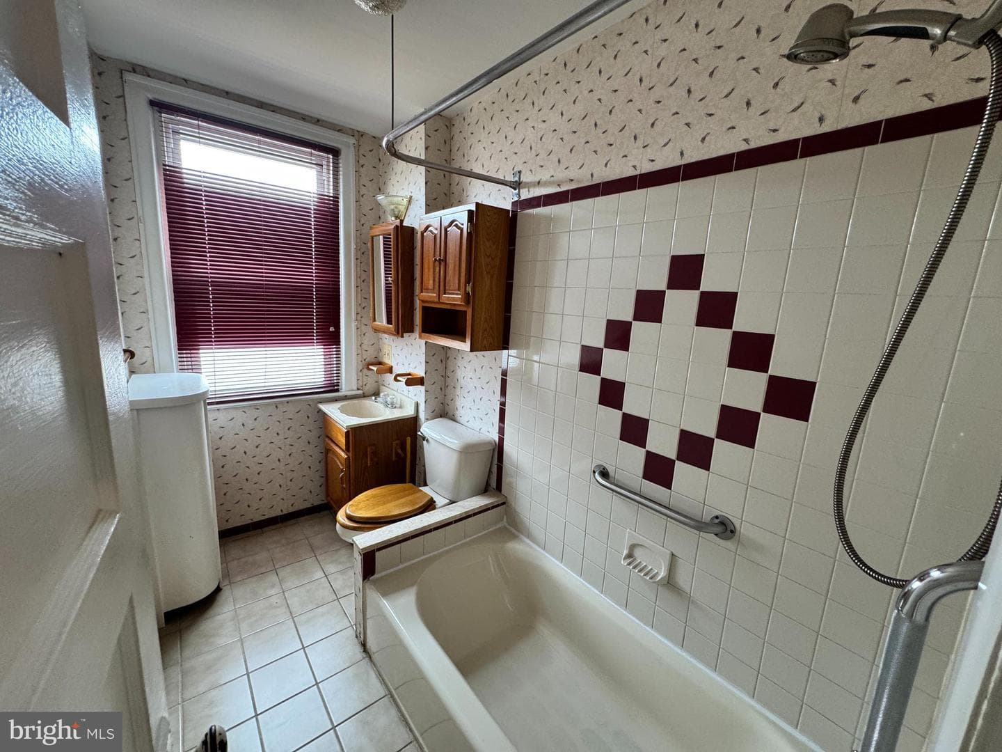 194 Fern Street photo 10