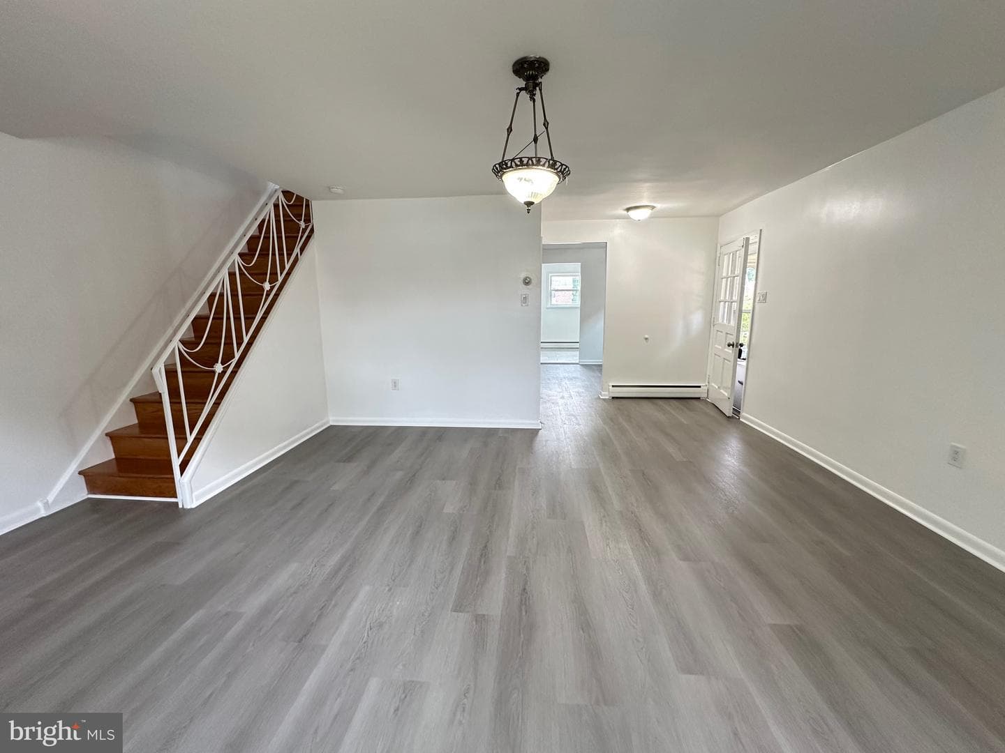 1121 Solly Avenue photo 4