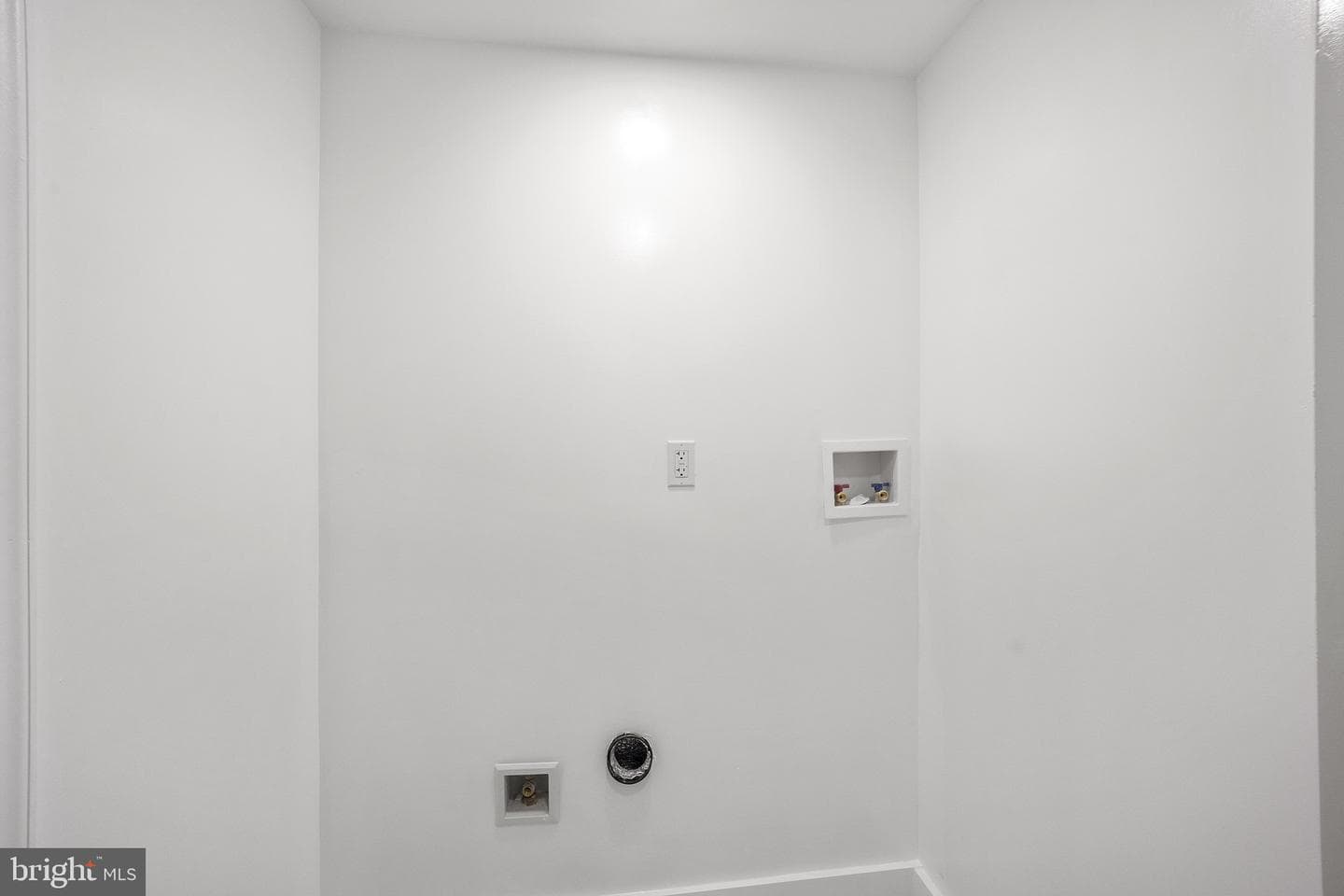 7337 E Walnut Lane photo 29