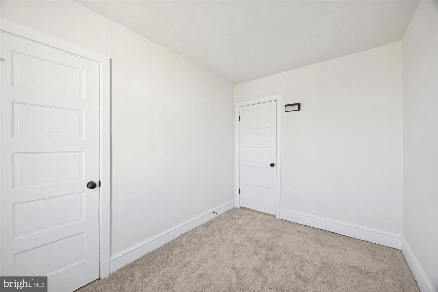 2537 S Millick Street photo 9