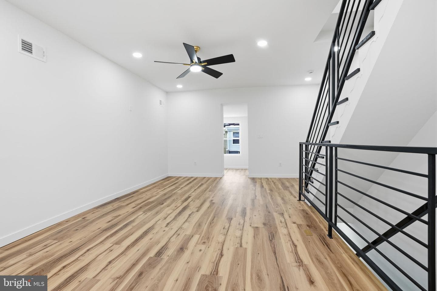 5224 Beaumont Avenue photo 6