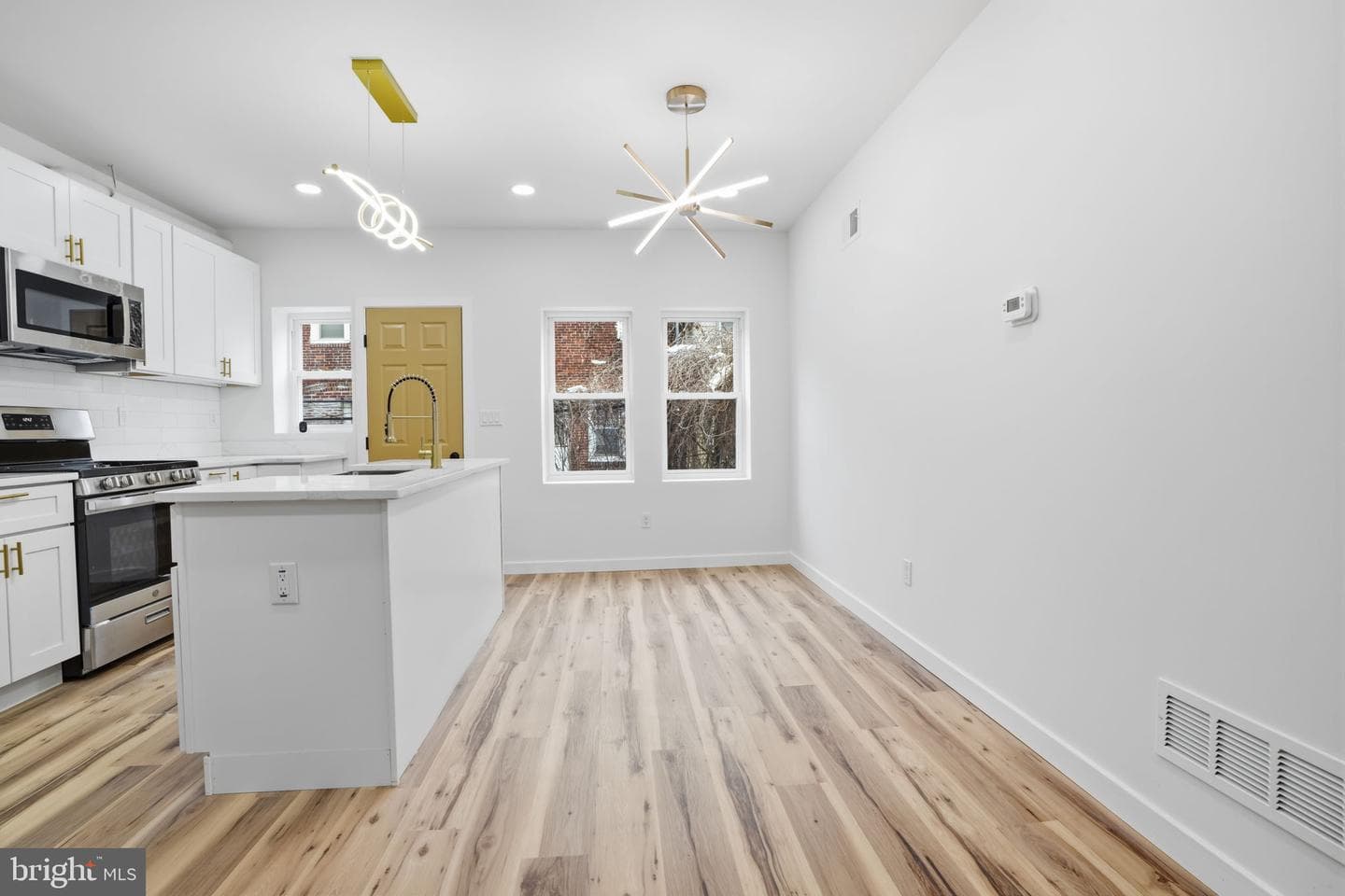 5224 Beaumont Avenue photo 7