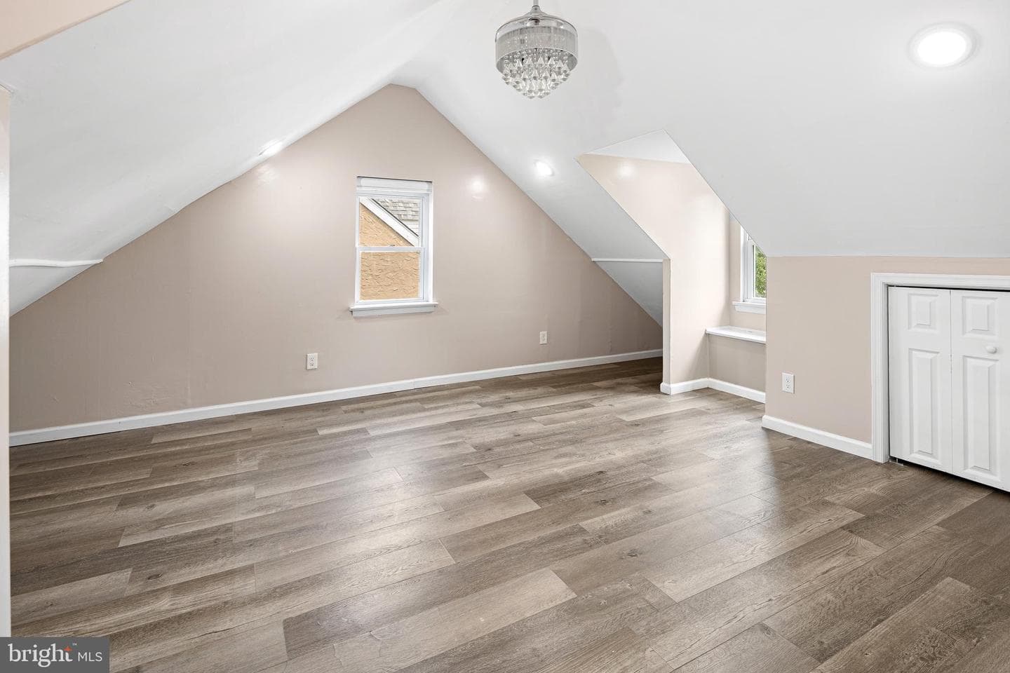 8008 Algon Avenue photo 7