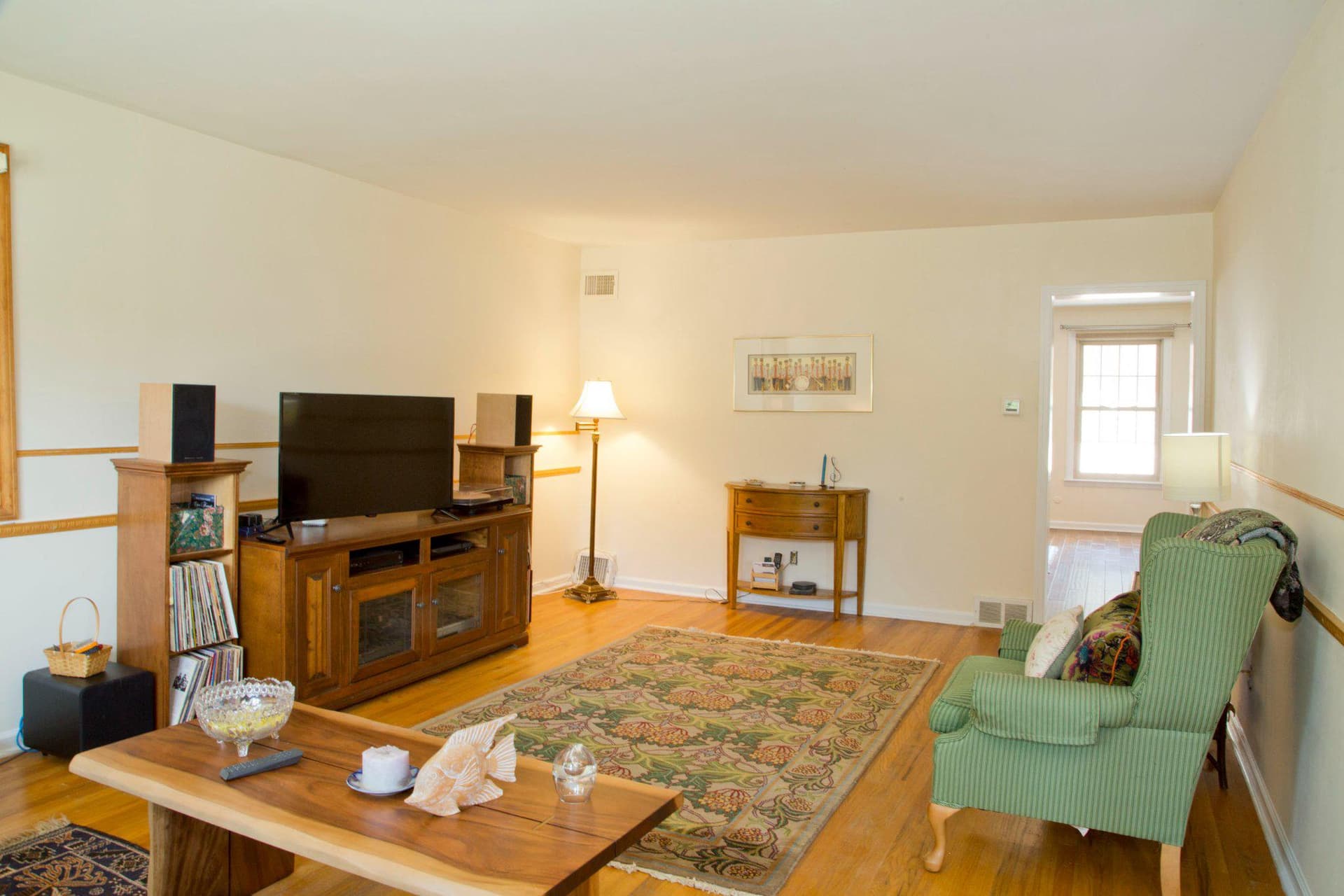 155 Stratford Drive photo 3