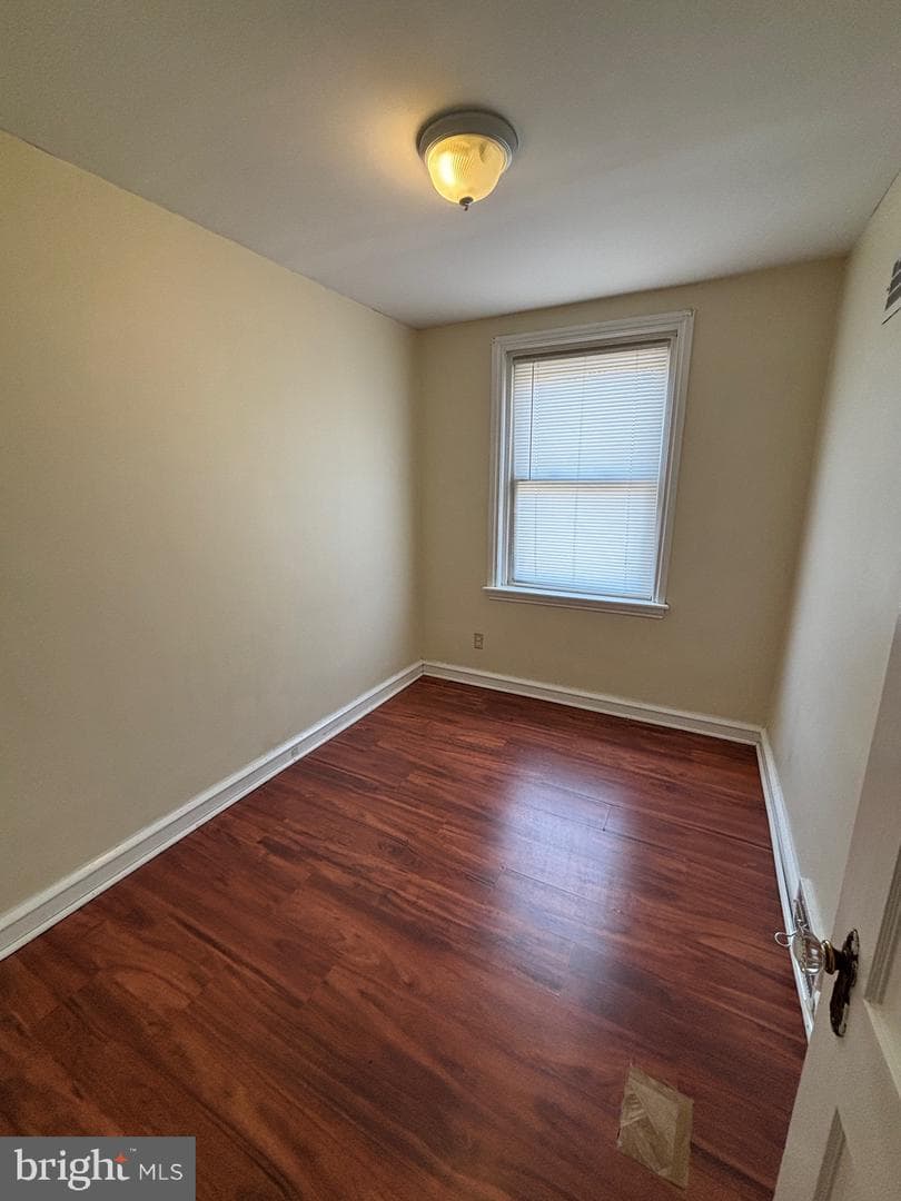 6658 Rutland Street photo 15