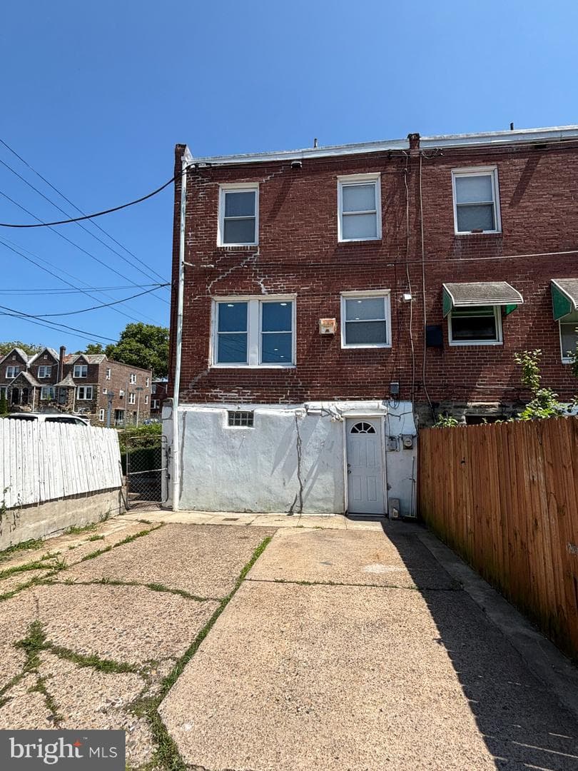 6658 Rutland Street photo 22