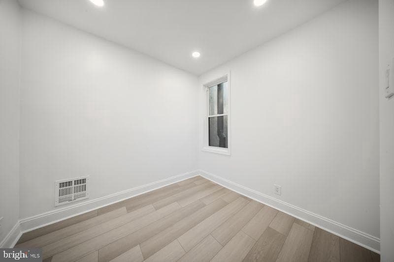302 Cantrell Street photo 29