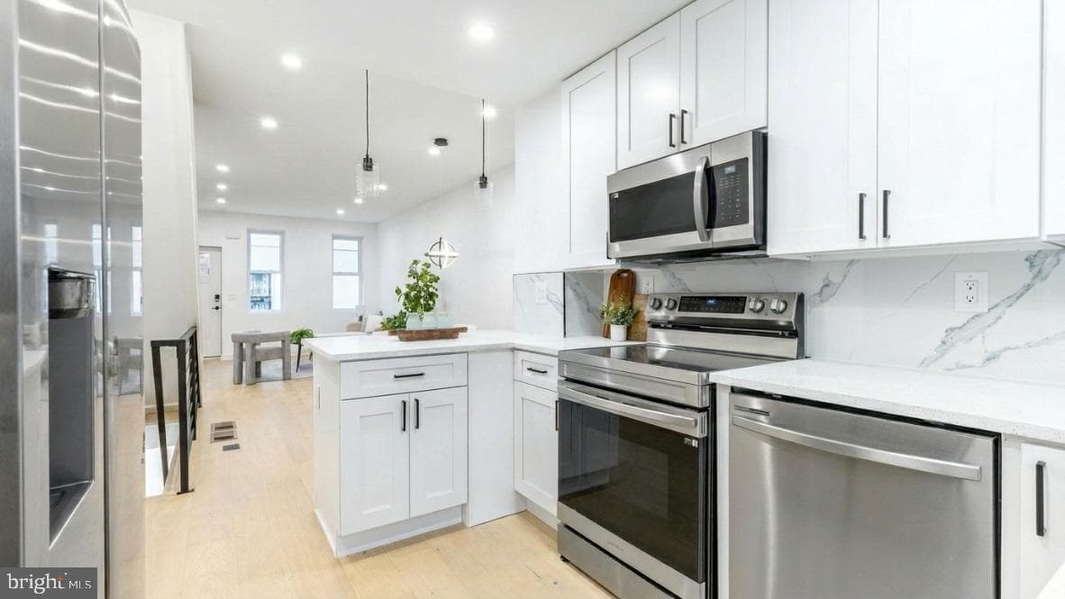 2074 Birch Street photo 16