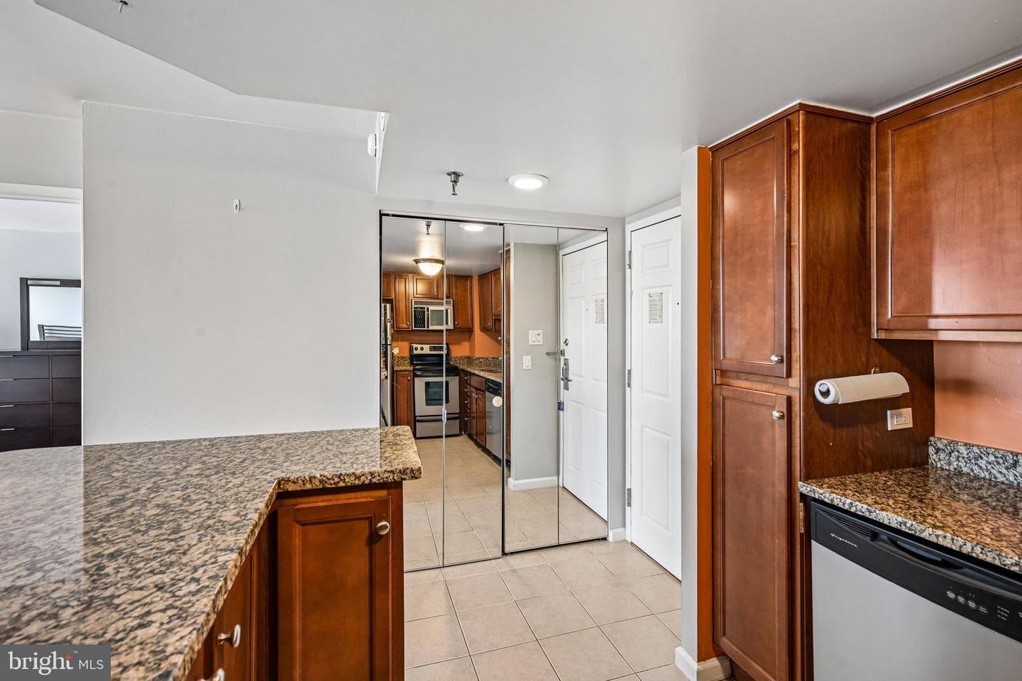 2001 Hamilton Street #703 photo 7