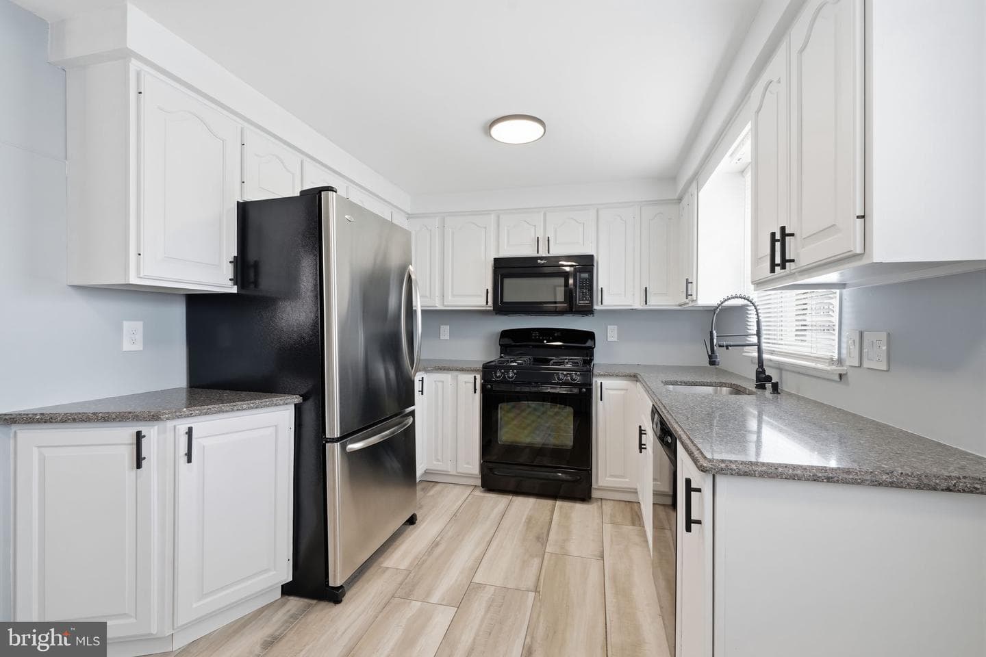 2713 Clayton Street photo 6