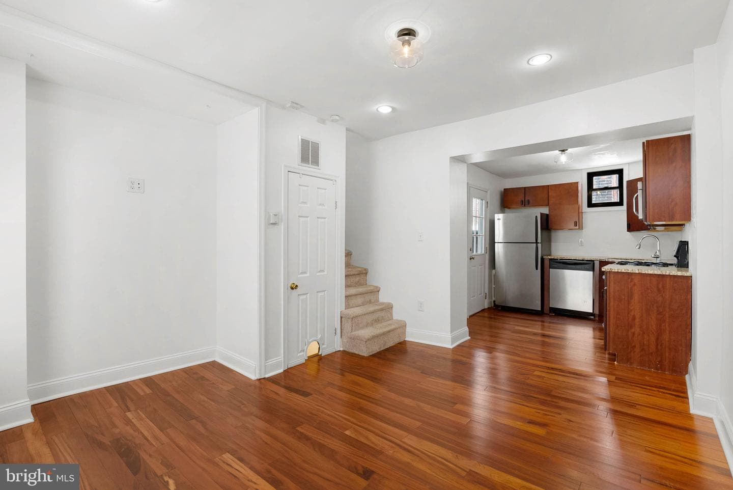 525 Fitzwater Street #3 photo 4