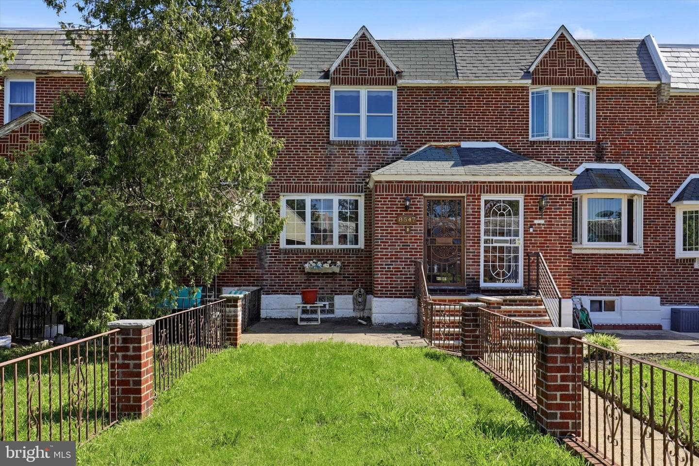 8547 Forrest Avenue, Philadelphia