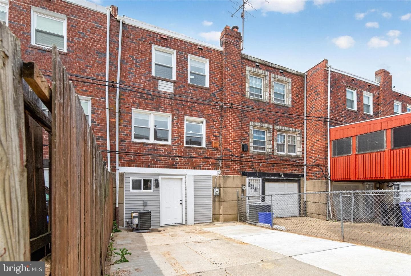 8613 Rugby Street photo 32