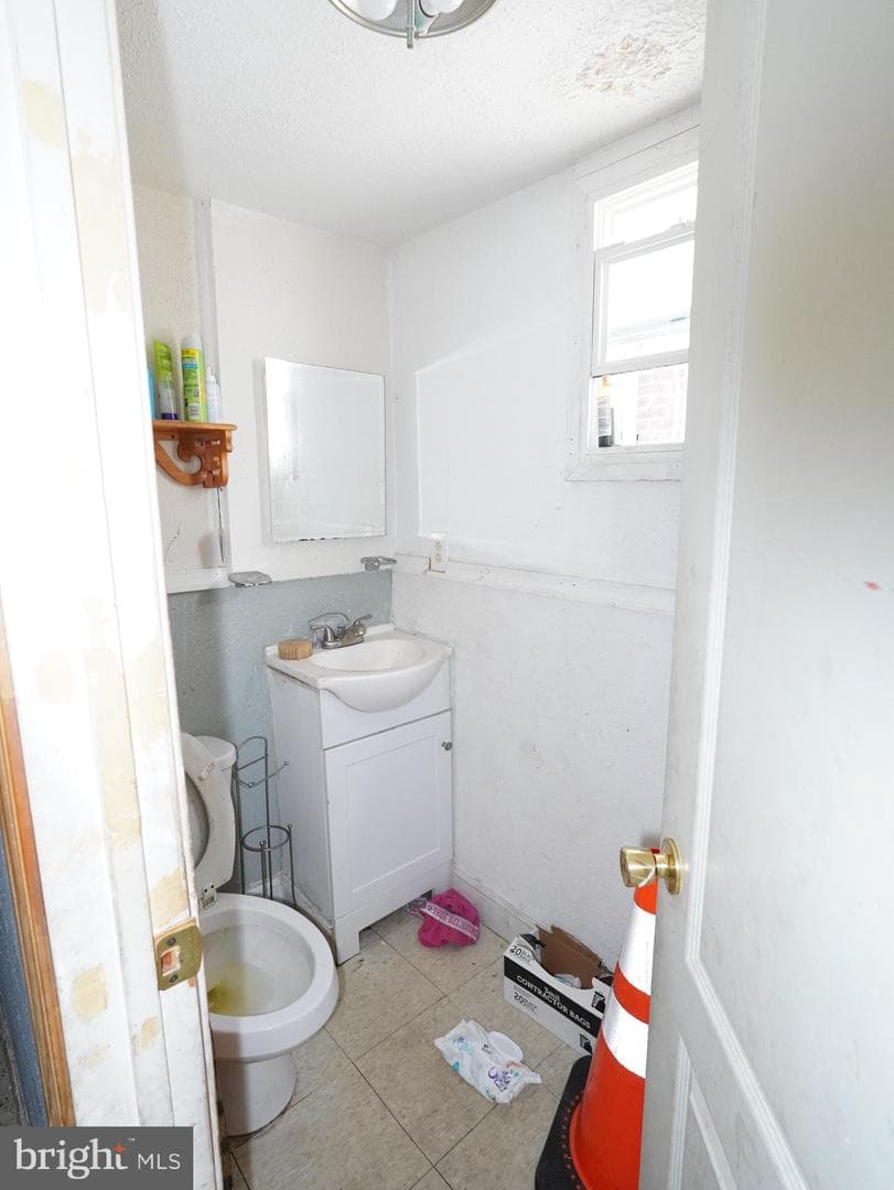 1811 E Ontario Street photo 7