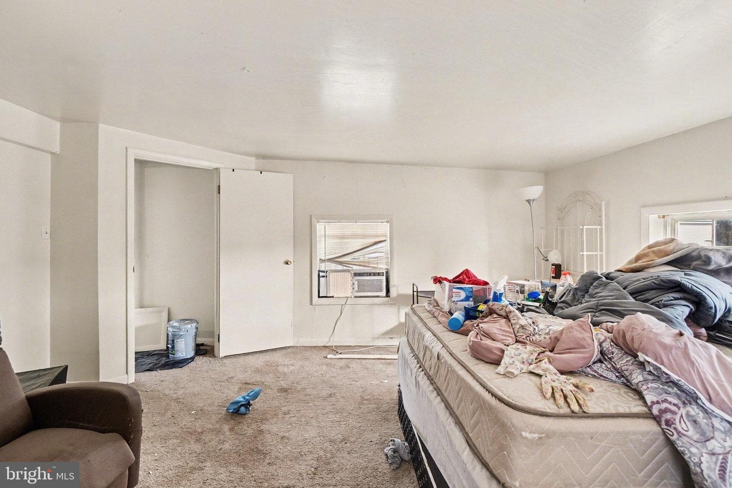 122 N High Street photo 16