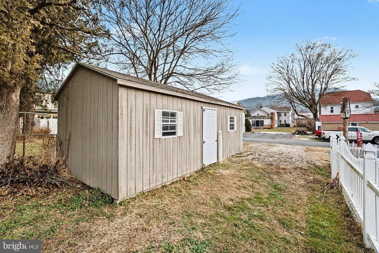 122 N High Street photo 23
