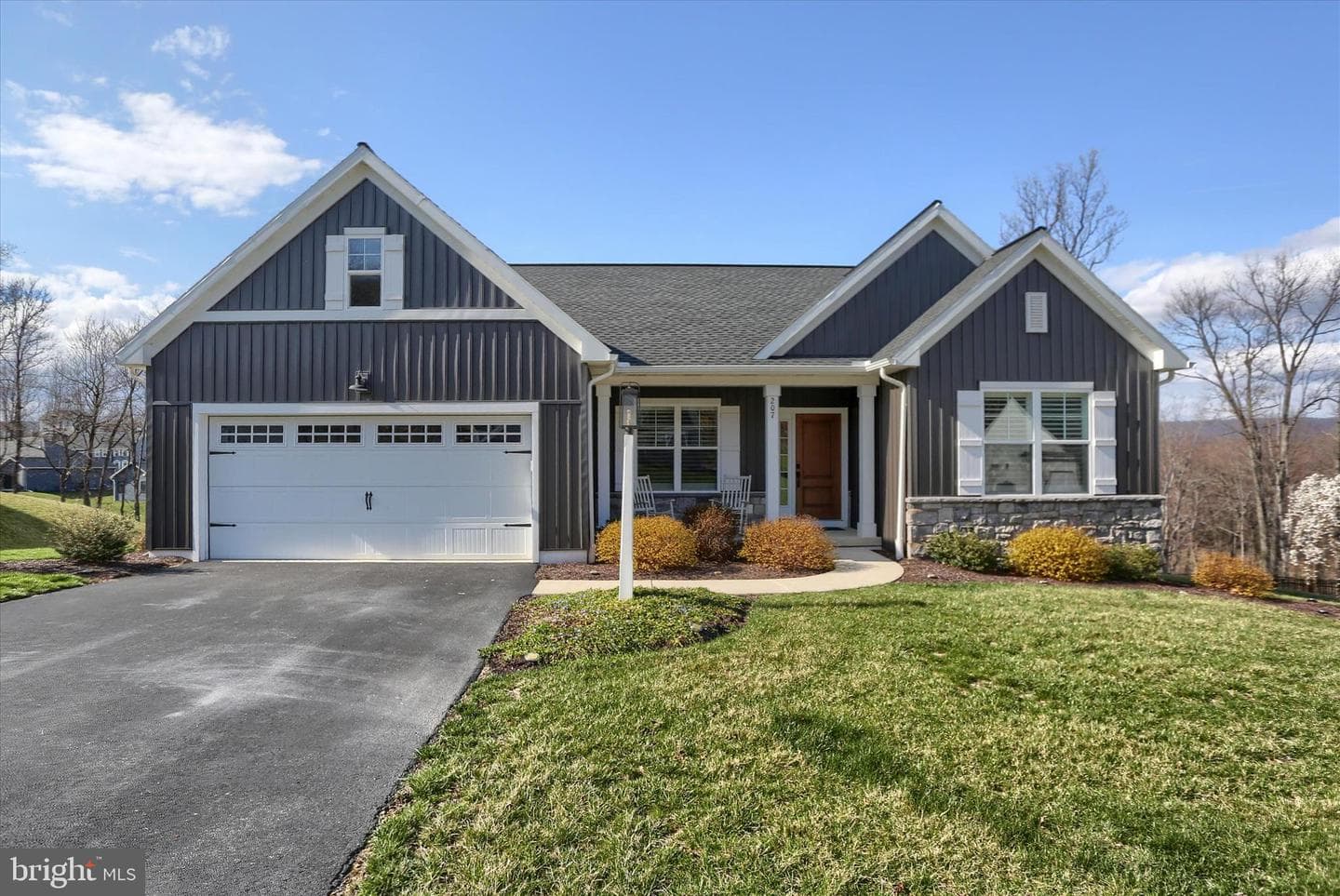 207 Rockville Blvd