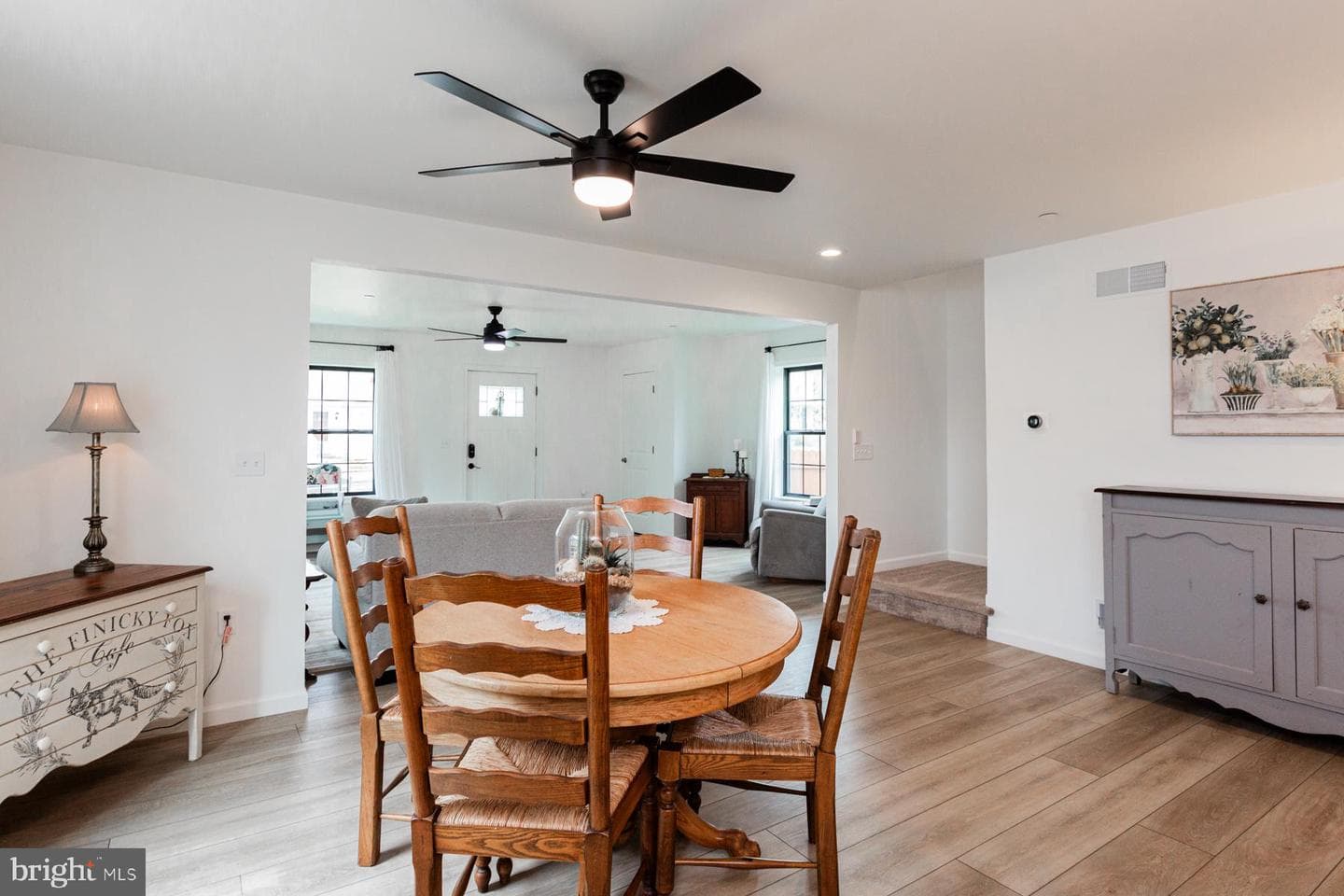 515 Maple Avenue photo 43