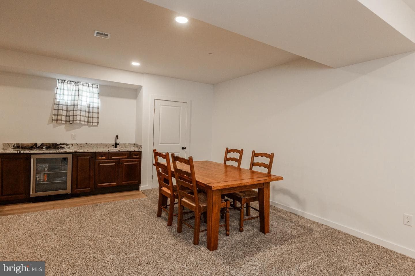 515 Maple Avenue photo 61