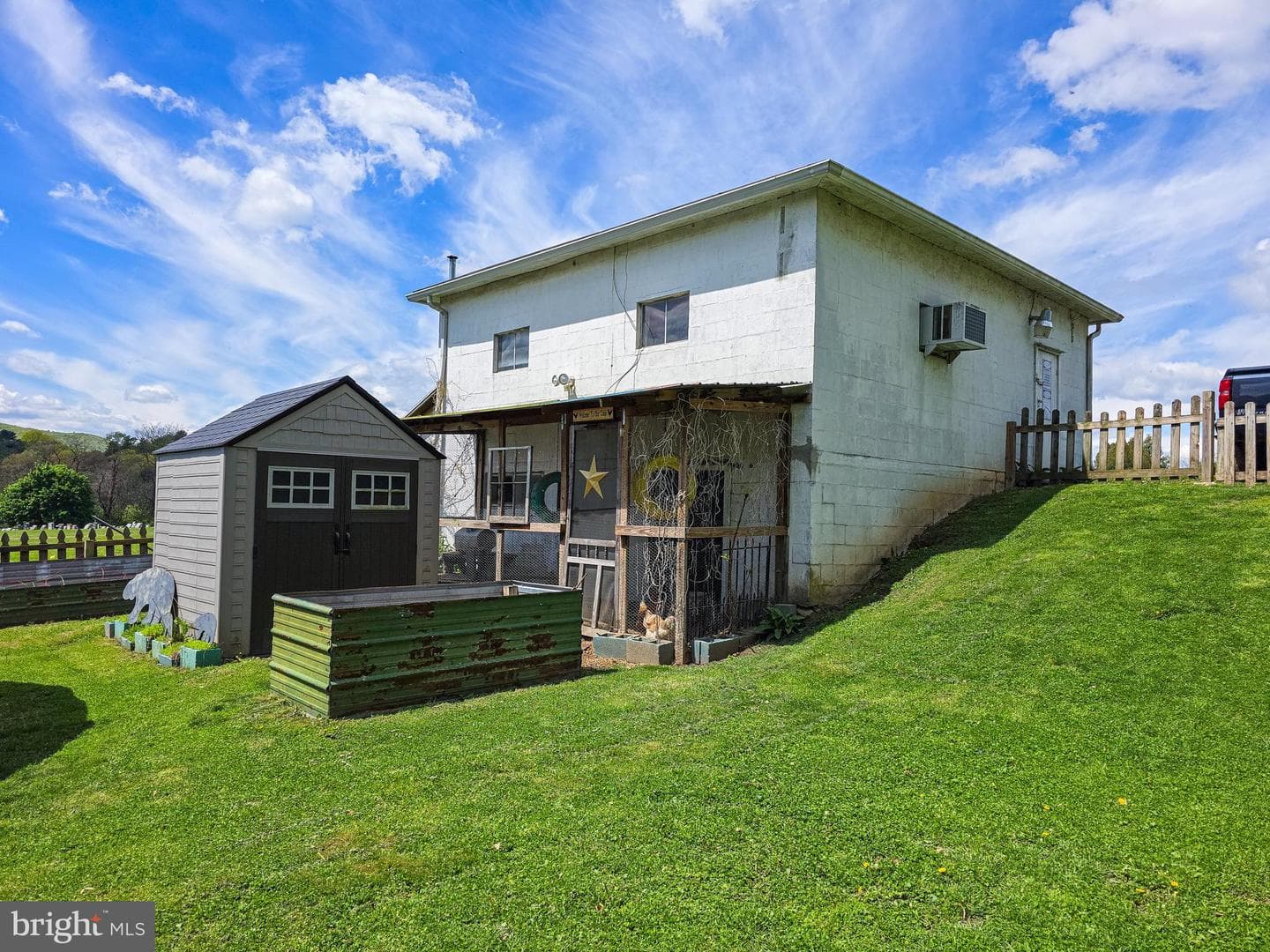 305 Prospect Avenue photo 19