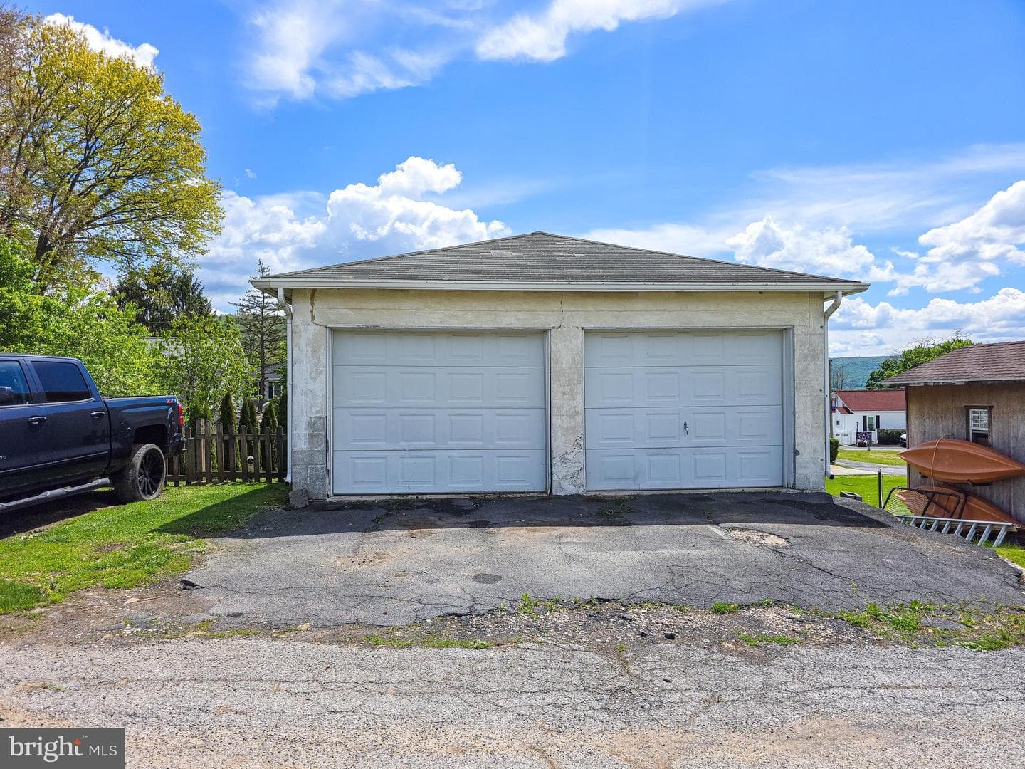 305 Prospect Avenue photo 21