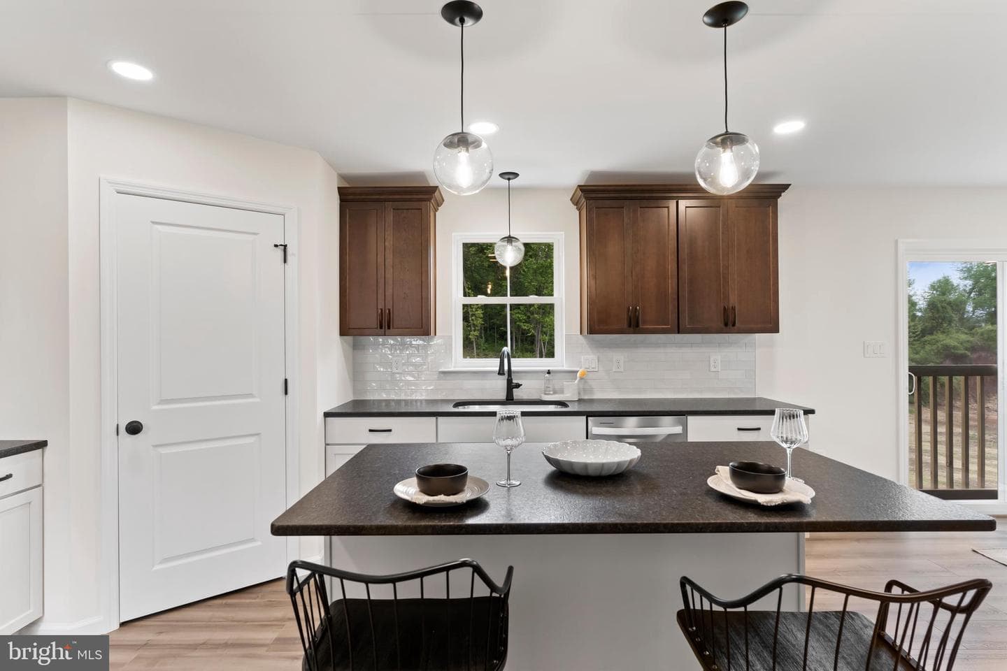 56 Pinetree Drive photo 10