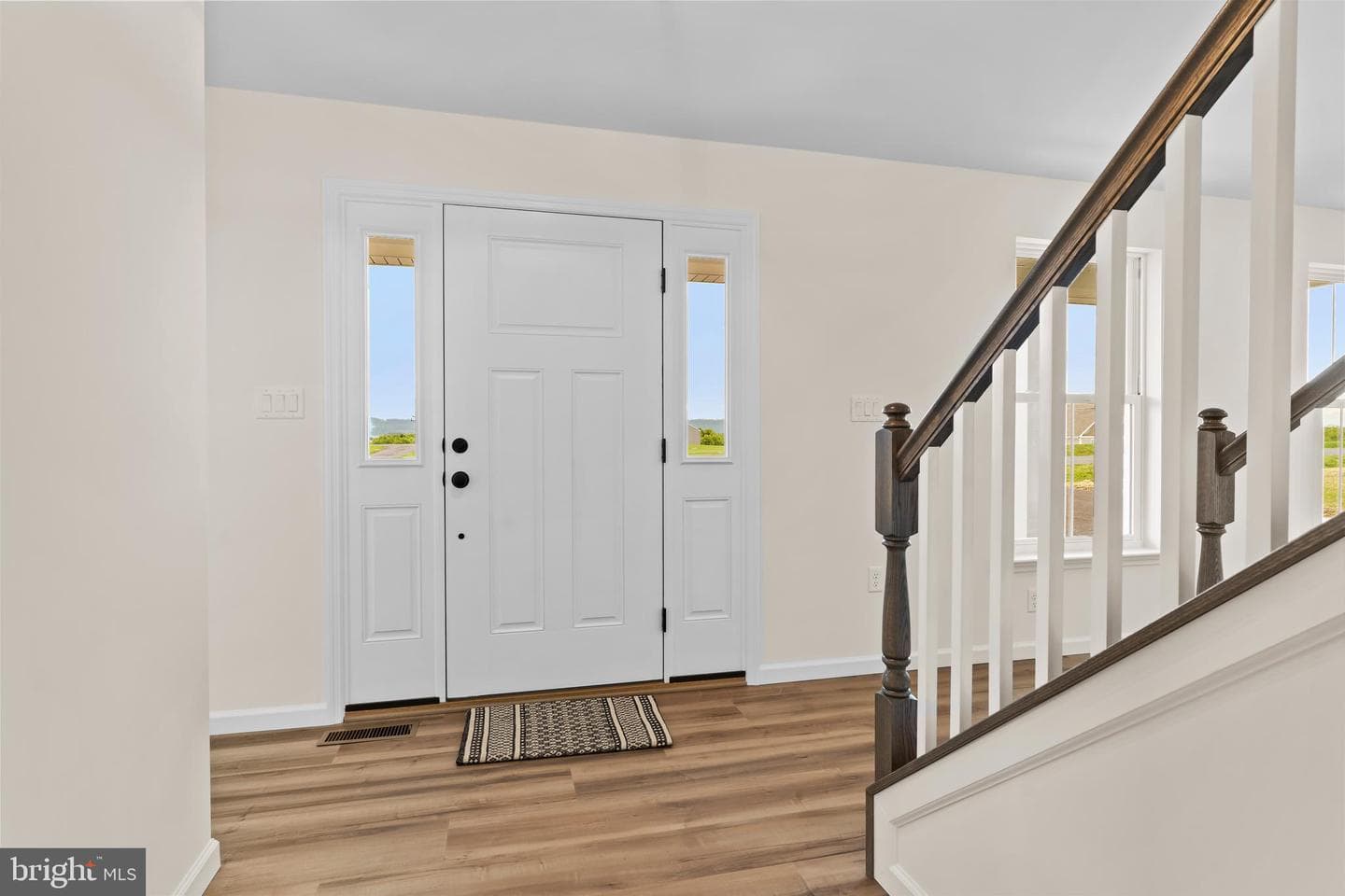 56 Pinetree Drive photo 4