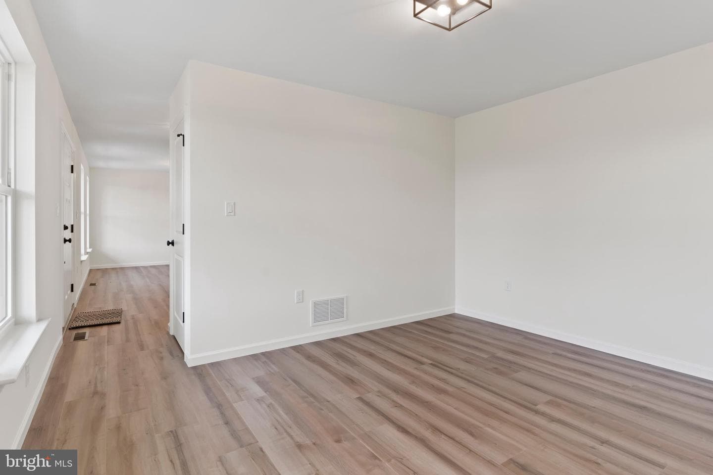 56 Pinetree Drive photo 40