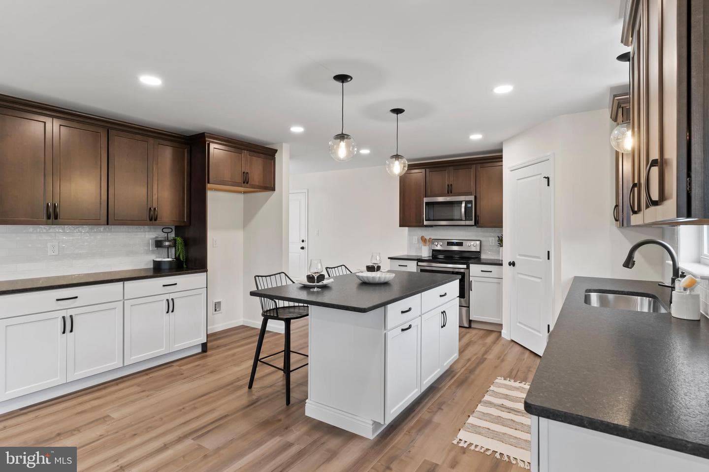 56 Pinetree Drive photo 8