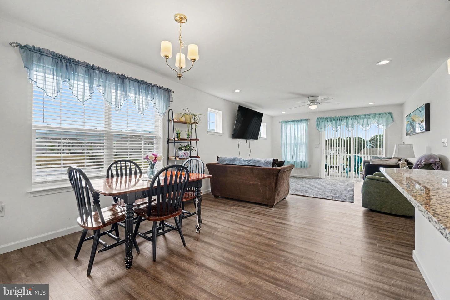 109 Weston Circle photo 4