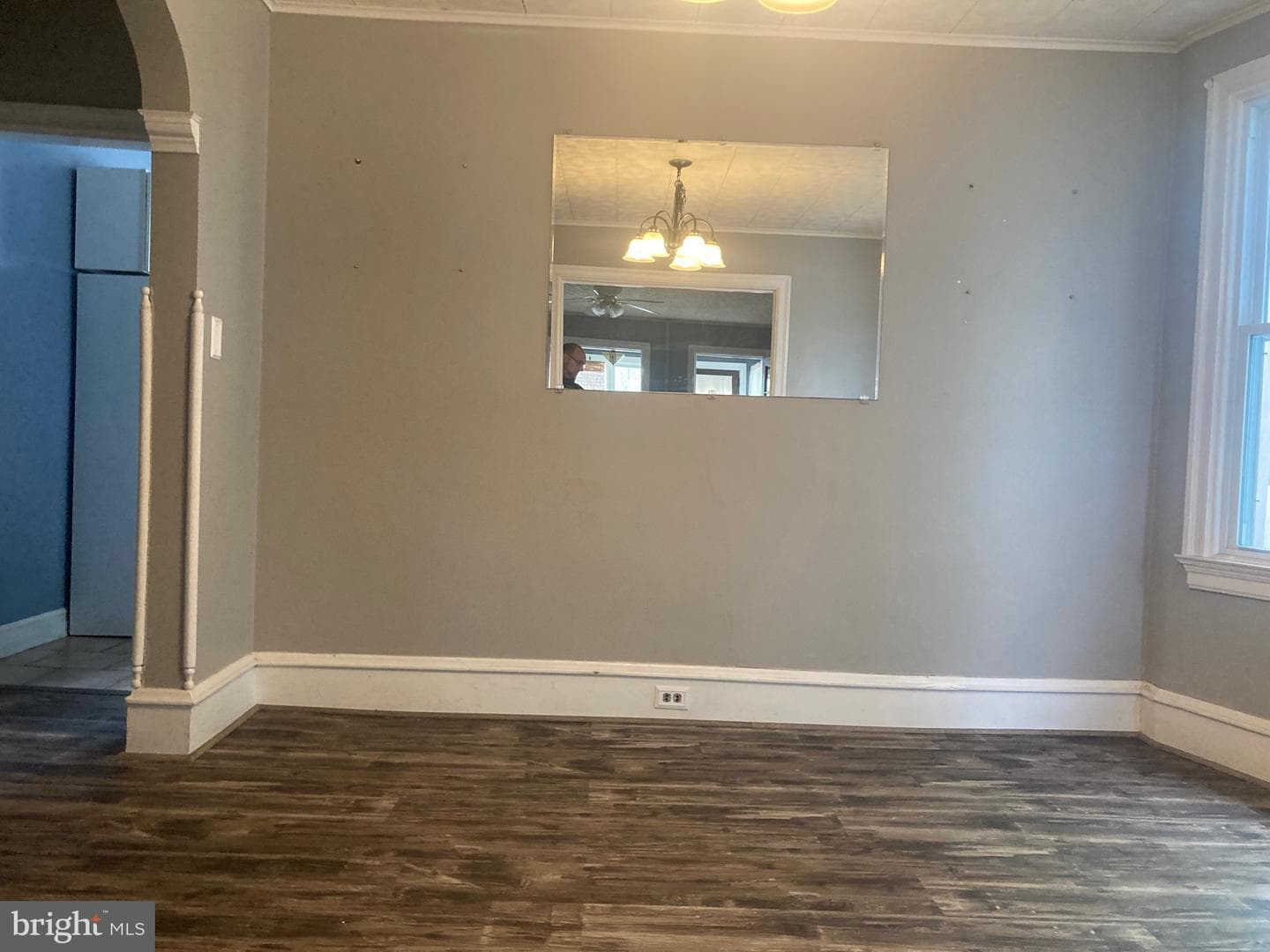 2054 W Market Street photo 9