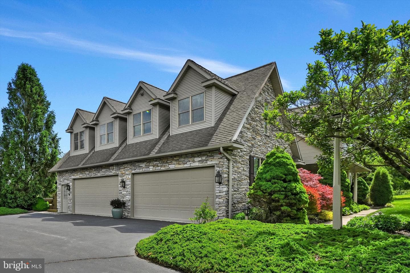1161 Sunset Dr photo 102