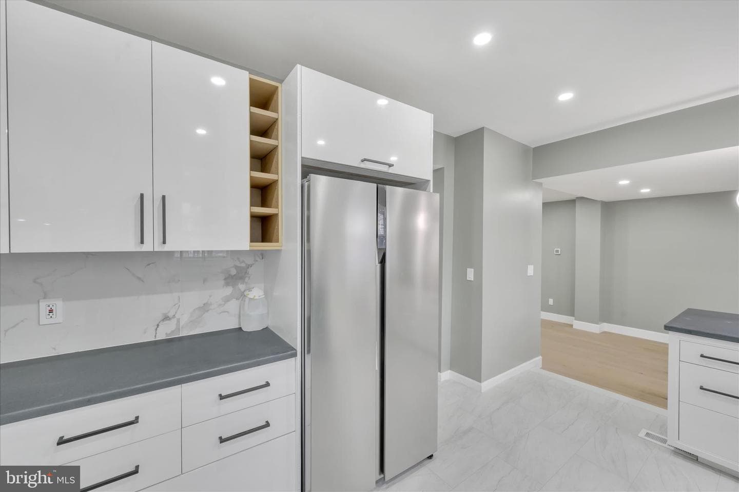 442 Lewis Street photo 11