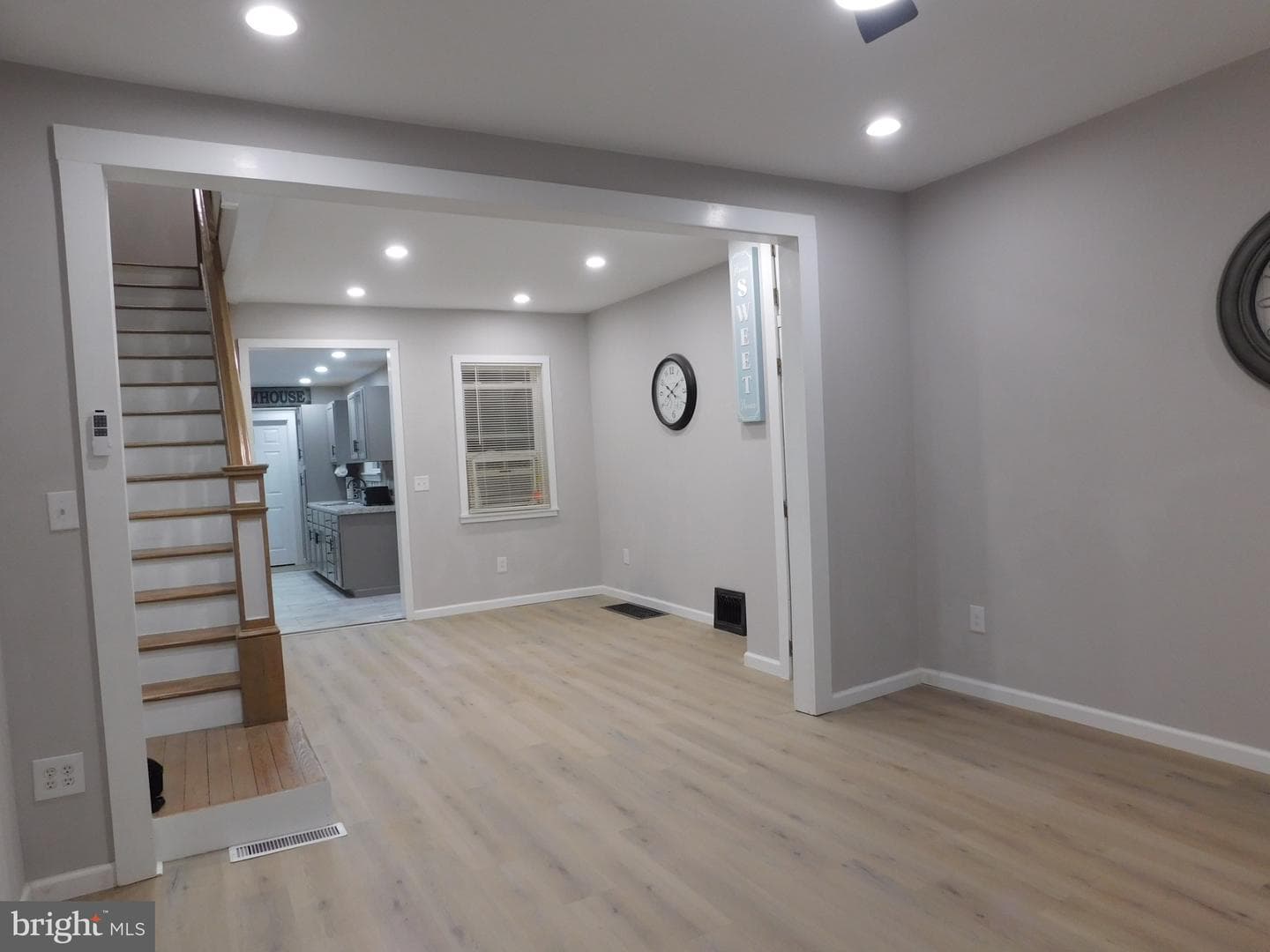 1103 W Market Street photo 12