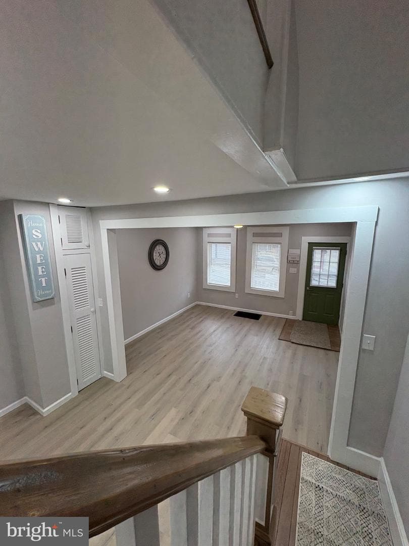 1103 W Market Street photo 20