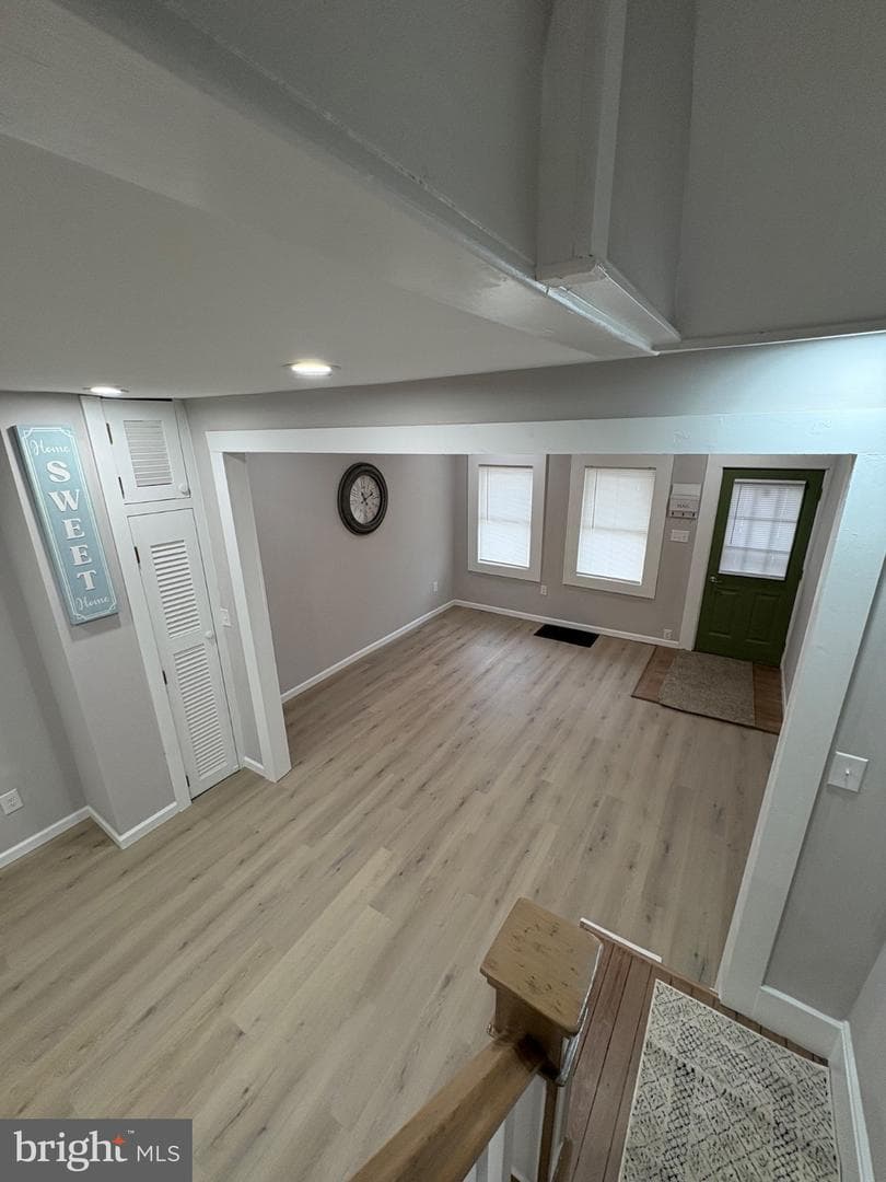 1103 W Market Street photo 25