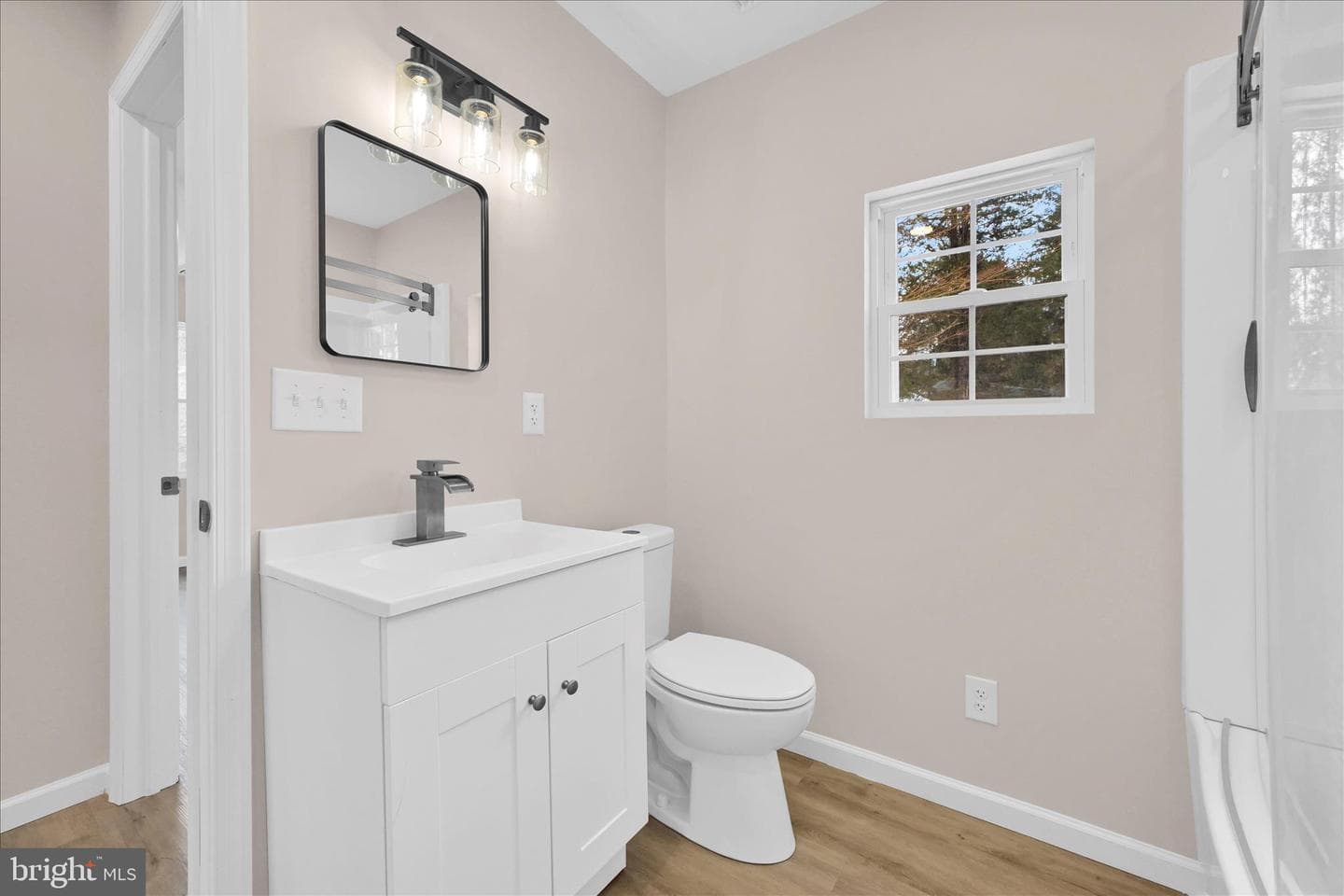 200 Willow Road photo 21