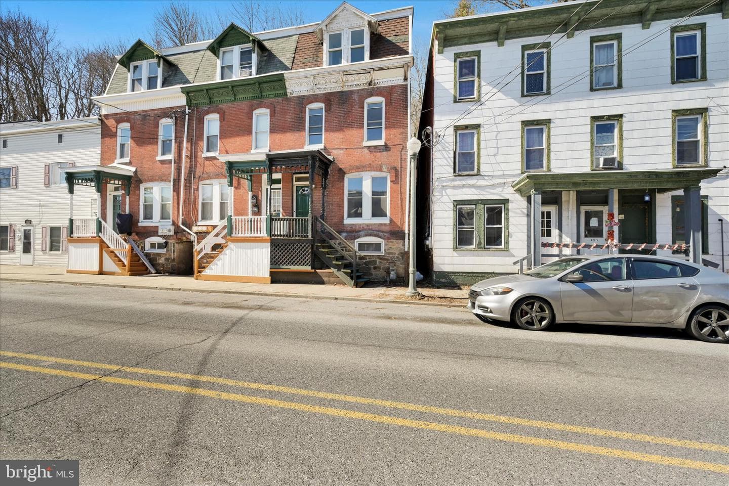 621 N Centre Street photo 3